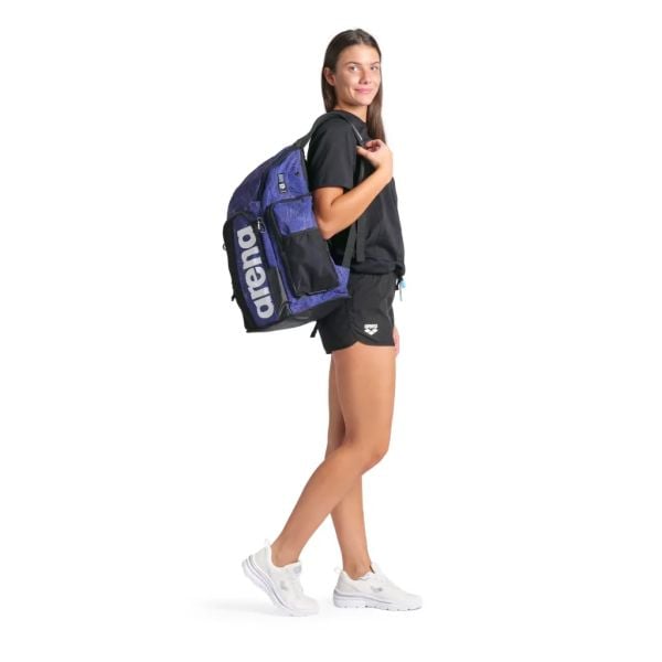 ARENA YÜZÜCÜ ÇANTASI RENKLİ 45 LİTRE SPIKY III BACKPACK 45 ALLOVER 006272132